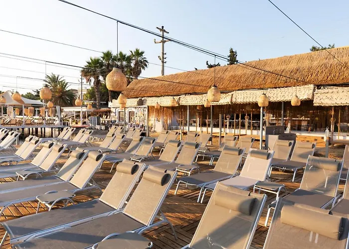 Hotell Babana 2*